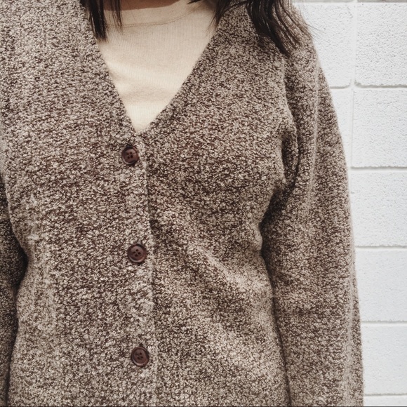 VINTAGE BROWN BUTTON UP CARDIGAN - Picture 3 of 3